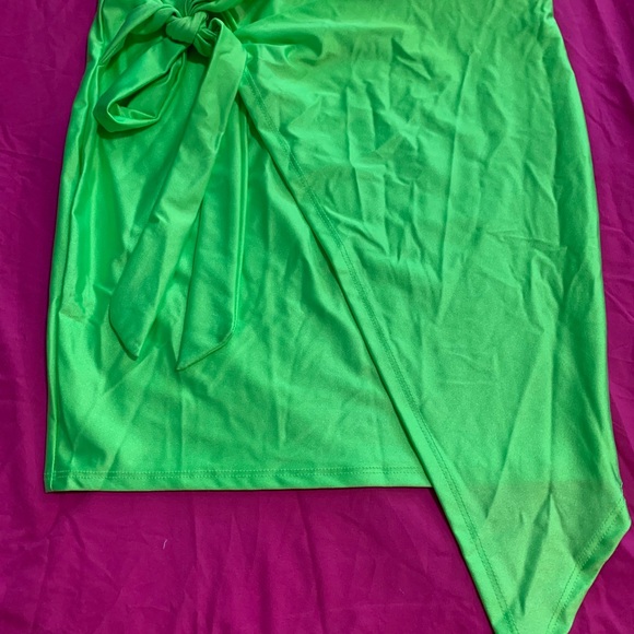 Skirts - Picture 2 of 2